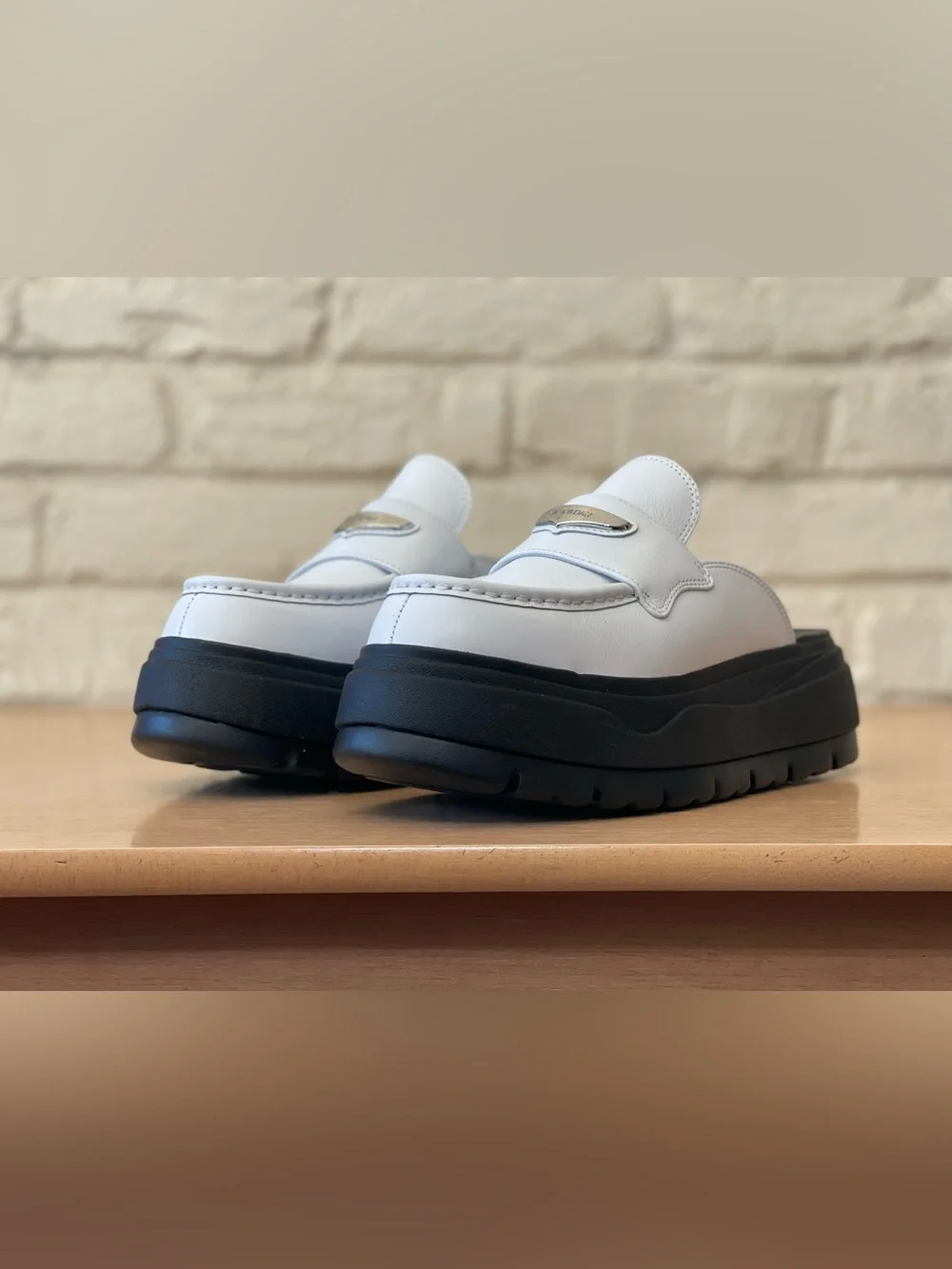 Nike Air Jordan Mule White Black Silver HJ4292-100 Women Sz 10 Slip-on Platform
